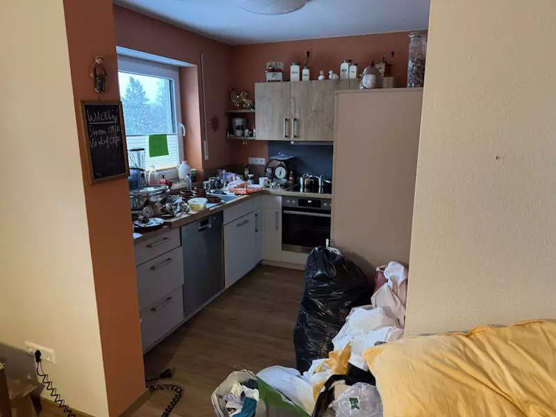 Küche vorher, B&P Dienstleistungen